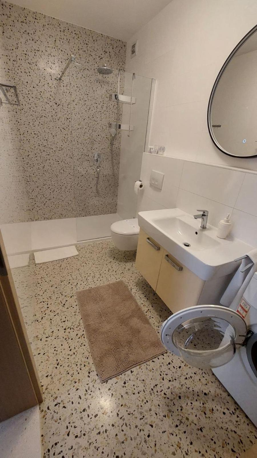 Apartman Alba *